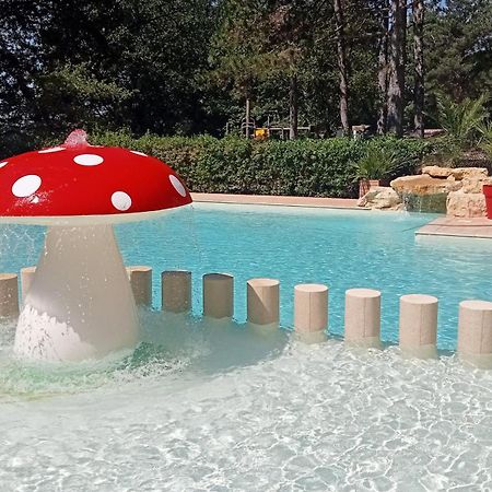Camping Parc Saint Sauvayre Vagnas Ngoại thất bức ảnh